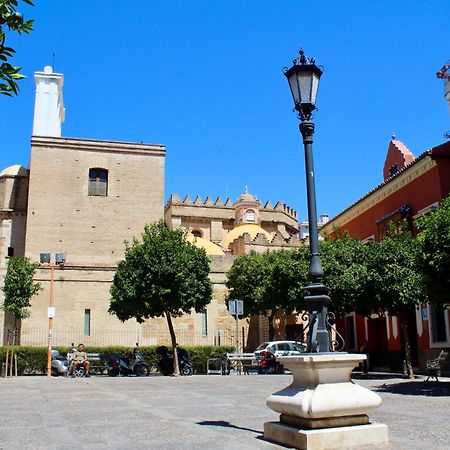 Wish Suite Campana De Sevilla Exterior photo