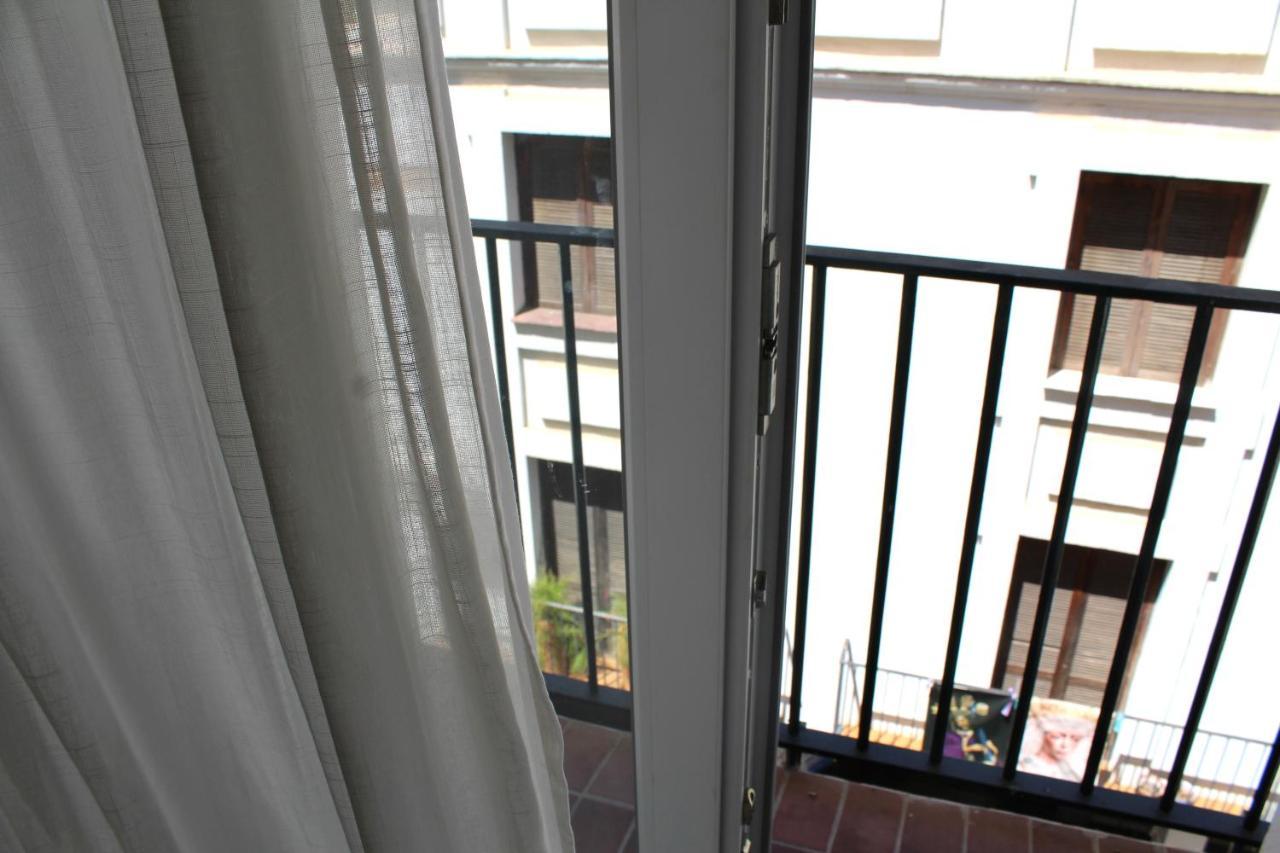 Wish Suite Campana De Sevilla Exterior photo